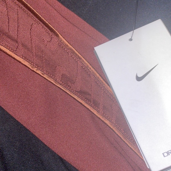 Nike Dri-FIT ADV Garments set/Training - Picture 7 of 7